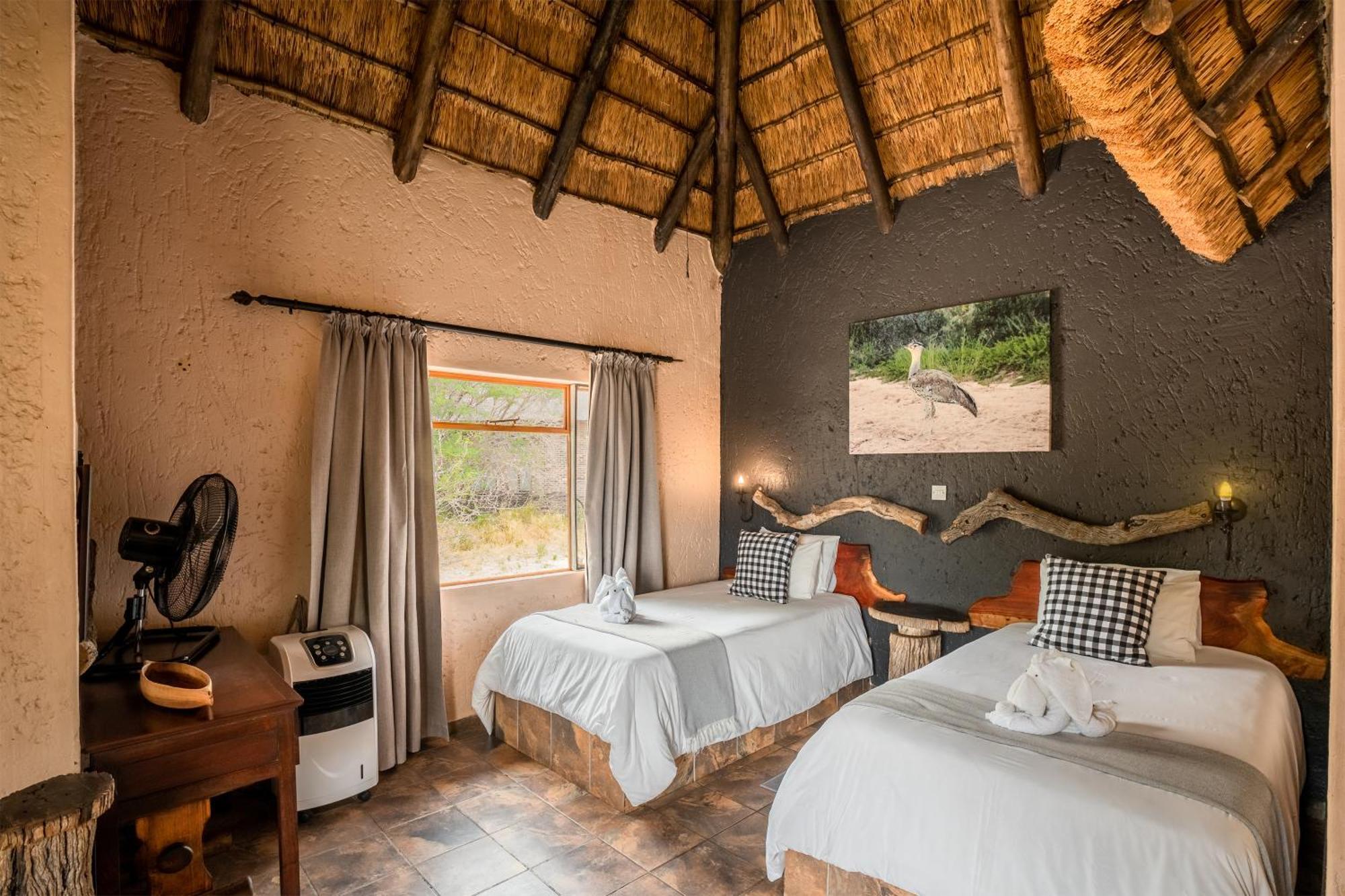 Grassland Safari Lodge Ghanzi ภายนอก รูปภาพ
