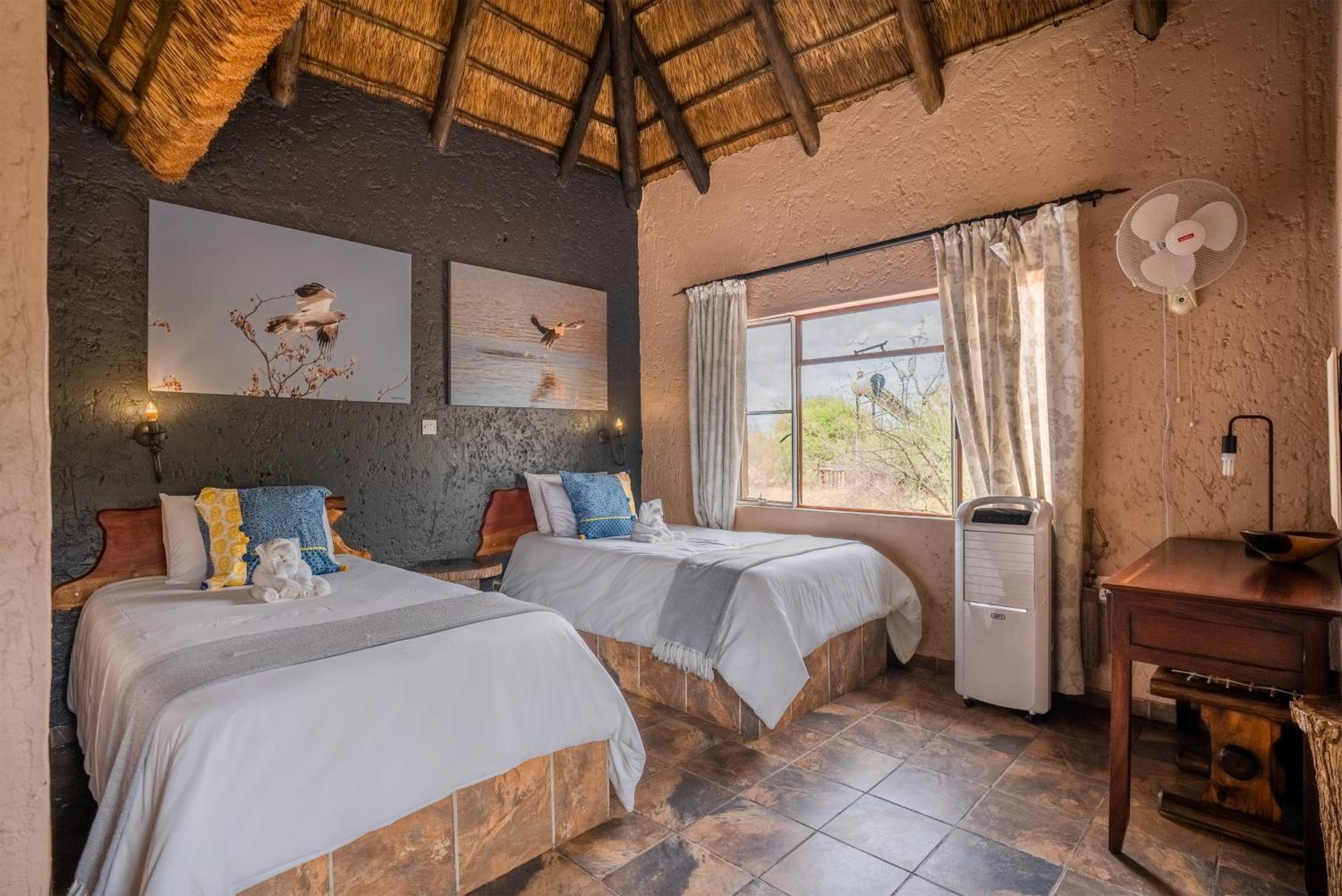 Grassland Safari Lodge Ghanzi ภายนอก รูปภาพ